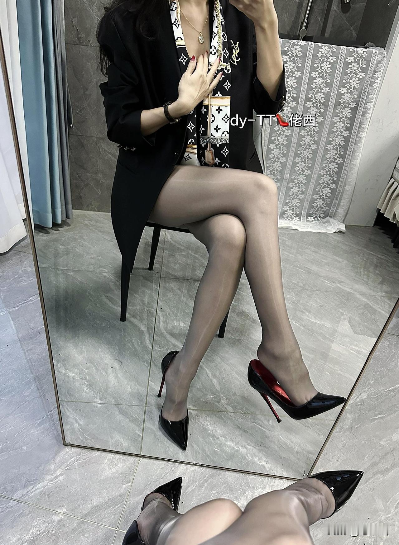 Oversize黑西装御姐穿搭黑色系御姐穿搭