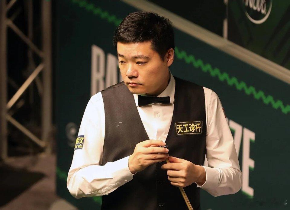 丁俊晖打了20次世锦赛，3次闯入世锦赛半决赛，最好成绩亚军傅家俊打了18次世锦赛