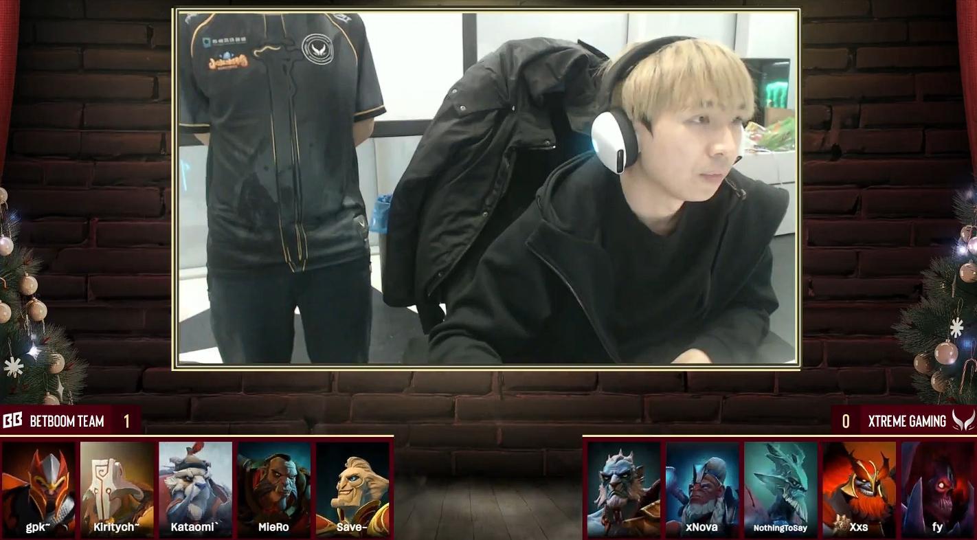 哥哥前几天路人刚玩了一把破两路被翻盘的幻影长矛手，当时很多人都OB了这局说还好哥