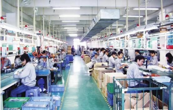 为什么国内的工厂很难取代富士康？其实，富士康的管理模式是绝大多数企业无法复制的。