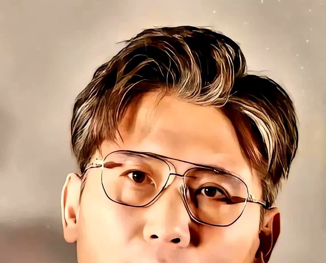 破防了李乃文说媛媛走的那天他在草原拍夜戏，手机信号断断续续，唐旭的语音听了三