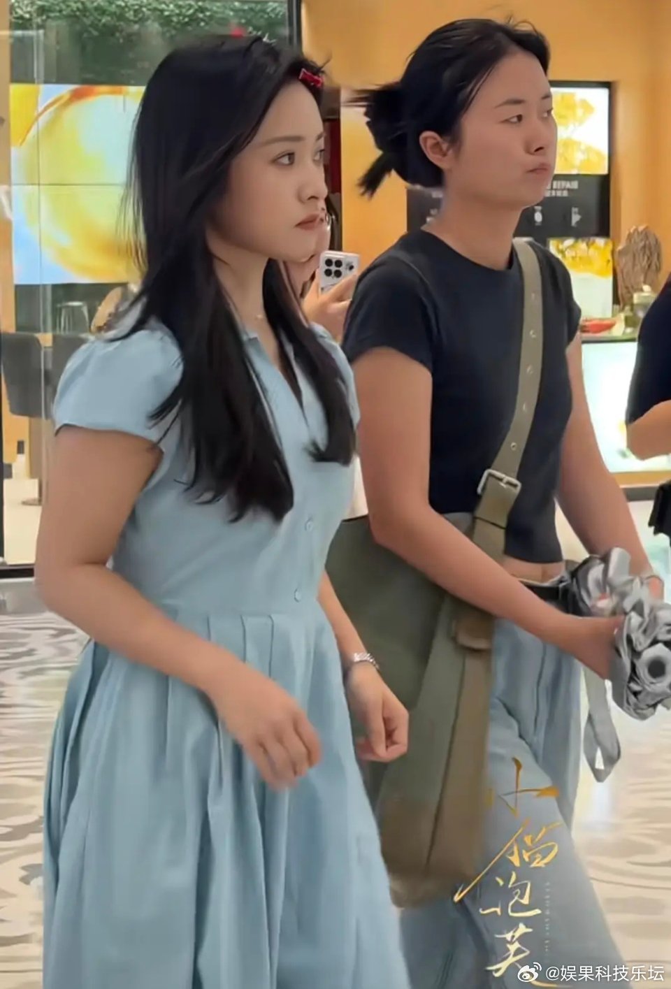 沈月是进行力量训练了吗？胳膊好壮实