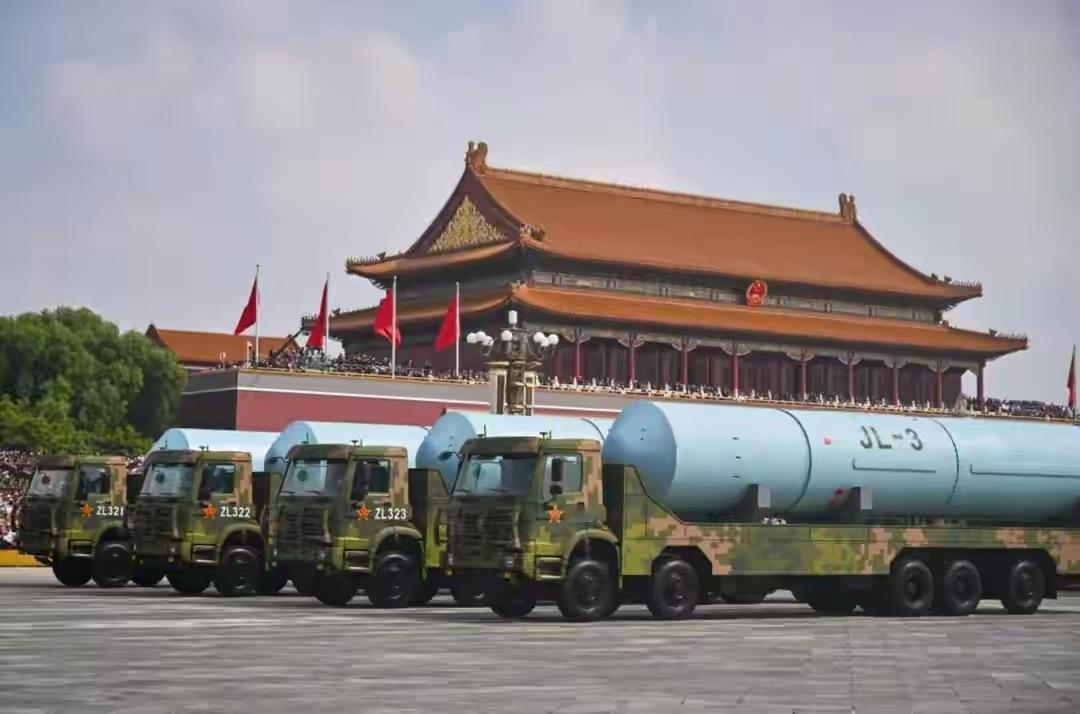 93阅兵后，网上最热的一句话就是：中国确实没有帮助俄罗斯，如果帮了俄罗斯早就赢了