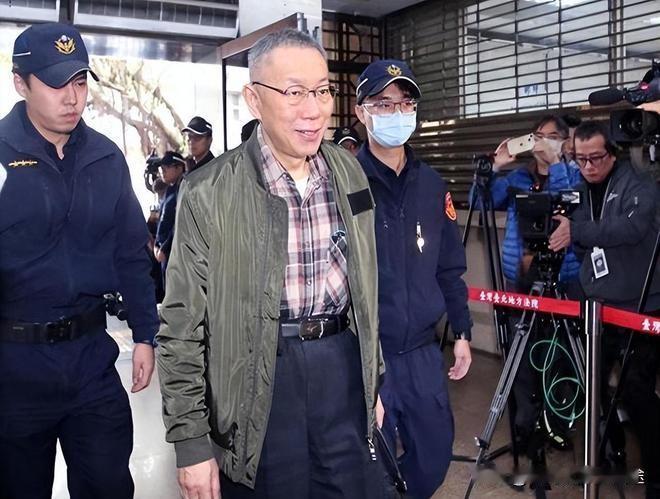 郝龙斌拒绝点评柯文哲案：一句落井下石不厚道，道尽政治人情冷暖前台北市长郝龙