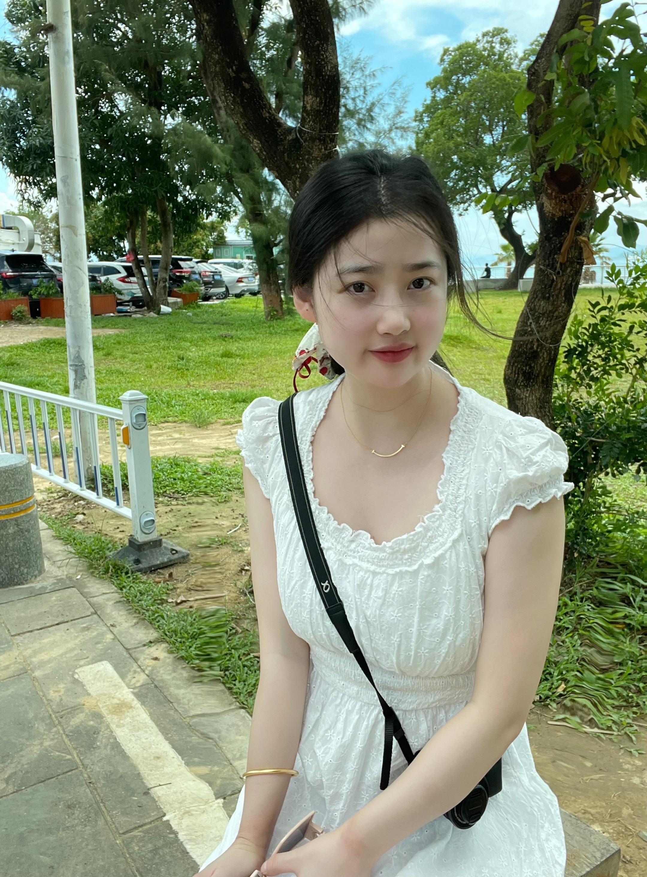 太多照片修不完 先修几张 回家再修😁