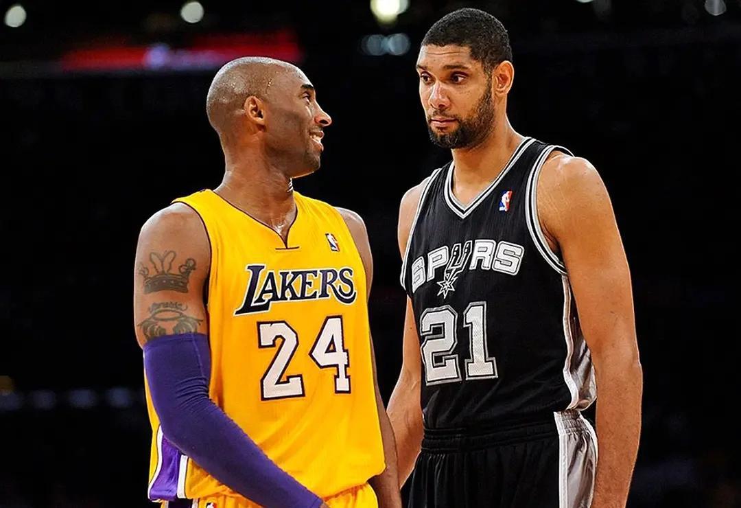 邓肯历史地位比科比高？比尔·西蒙斯：“我会把科比排在历史第10、第11左右的位