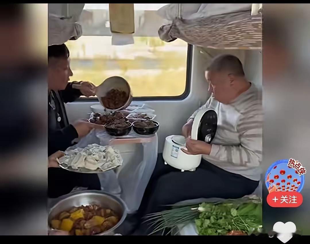 黑龙江人又开始大迁徙了，不光是黑龙江整个东北这个季节，都往黑龙江省三亚市跑了，他