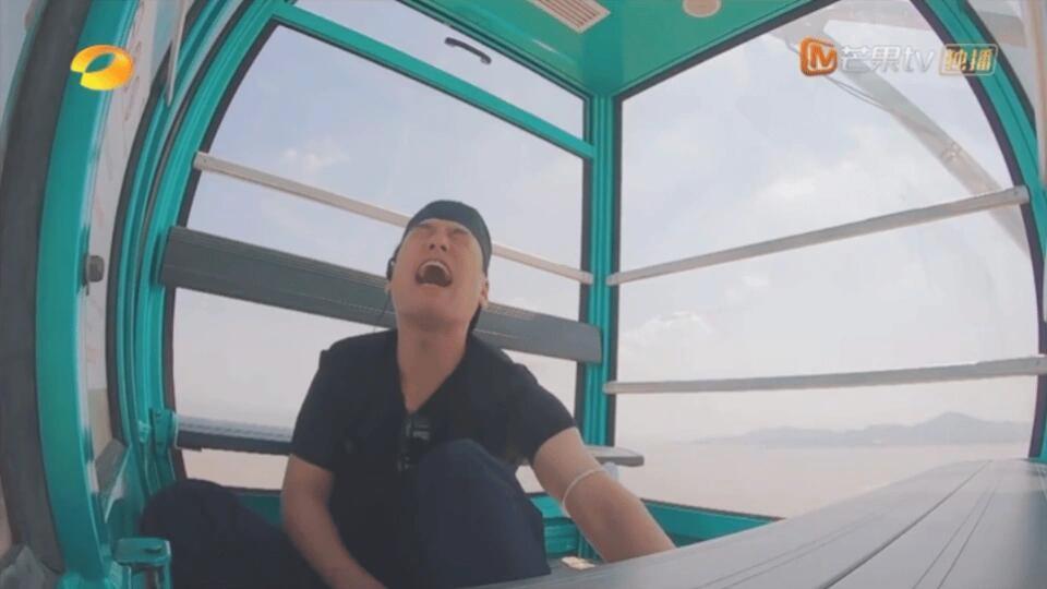 王耀庆带猪这段完播率200%怎么会有如此搞笑的人这个片段的搞笑程度百分之100