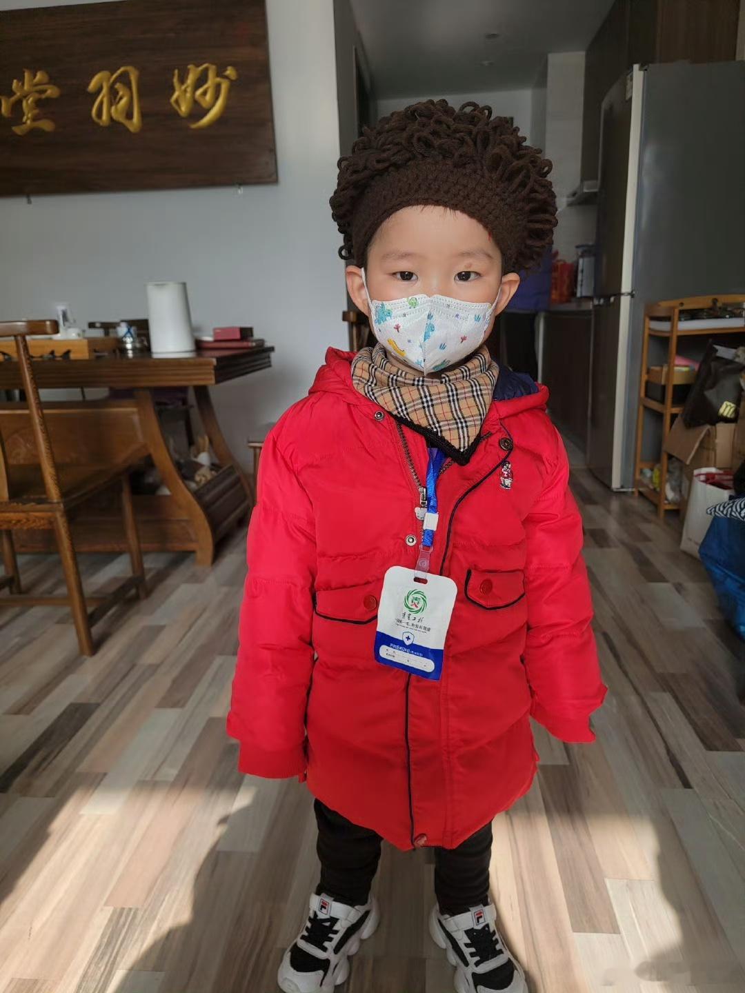 帮孩子远离咳嗽！很多小伙伴问，为什么孩子受寒后，有时候会咳嗽，有时候会自愈？这个