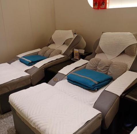 一位探店博主说:柔式spa，是足浴店最无耻的擦边球，千万不要去碰。虽然不违法，