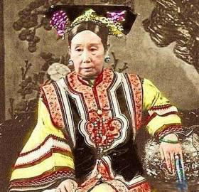 《辛丑条约》规定，清朝39年内，赔款9.8亿两白银。然而10年后，清朝被推翻，那
