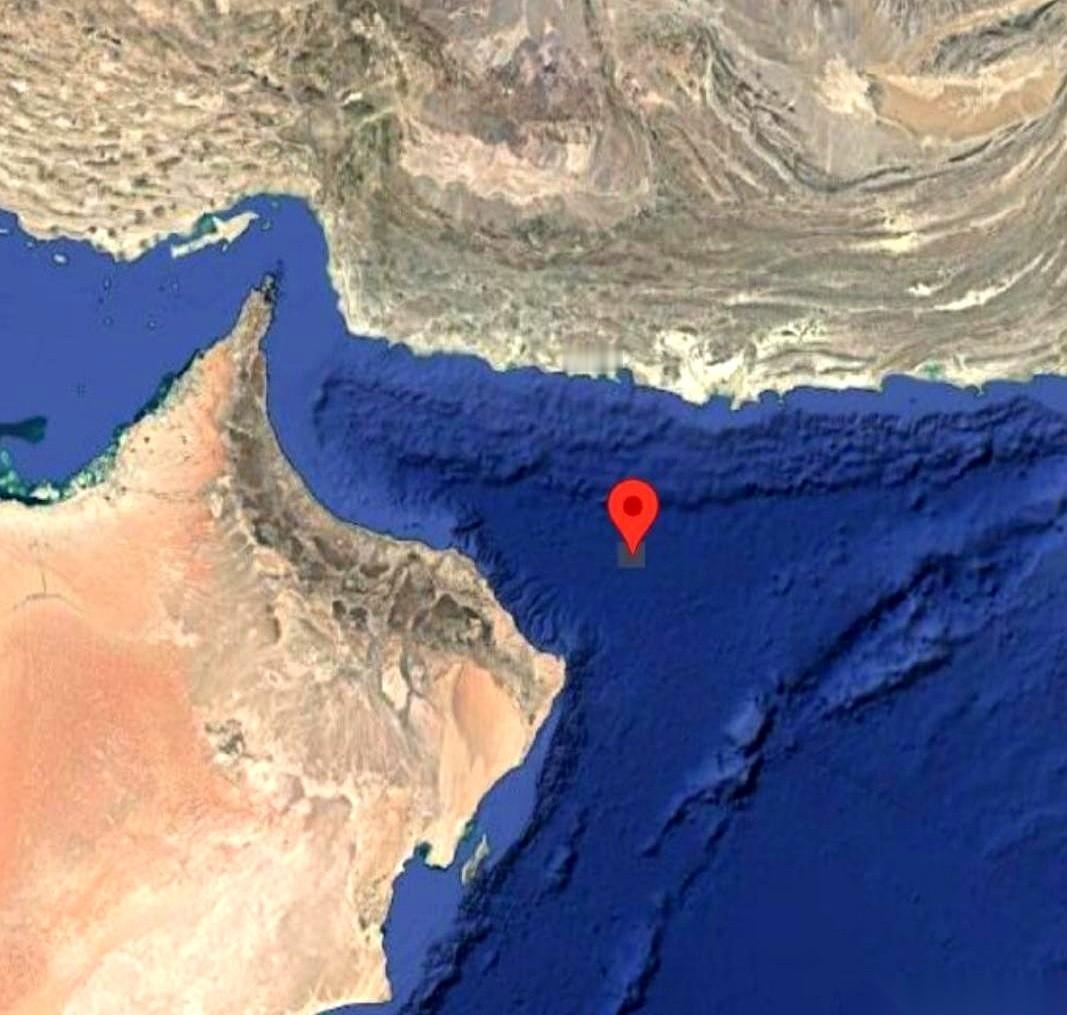 美军的“林肯号”航母，现在就停在伊朗家门口，190公里。这个距离，意味着伊朗岸