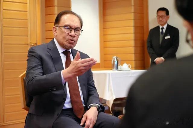 马来西亚，《牛来》东亚，点赞！观网消息，马来西亚《东方日报》8月19日报道称，