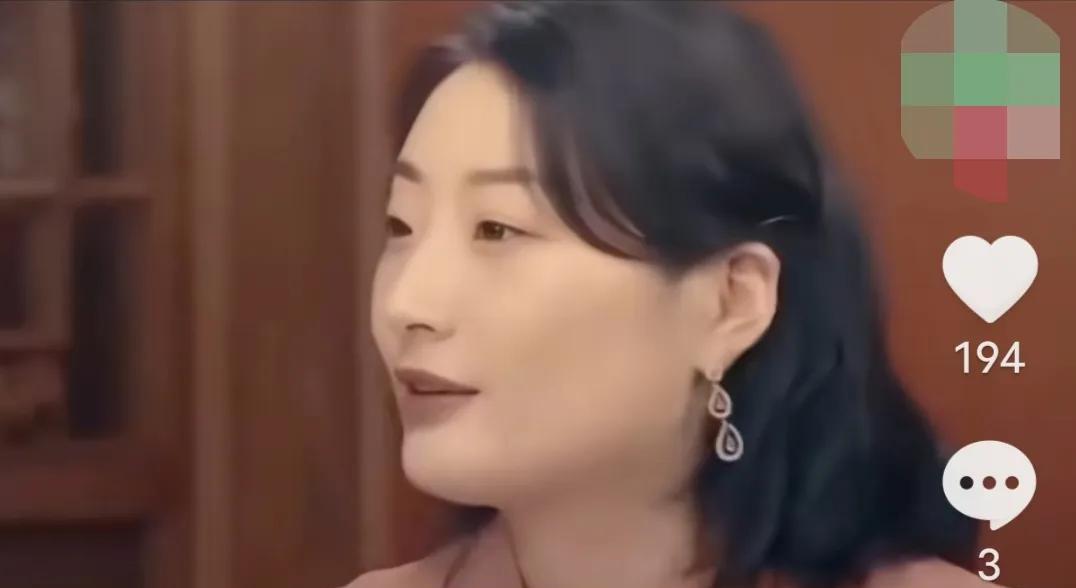 新浪副总曾问宗馥莉：“跟你爸有冲突了，你会妥协吗？”宗馥莉说：“先妥协，我需要先