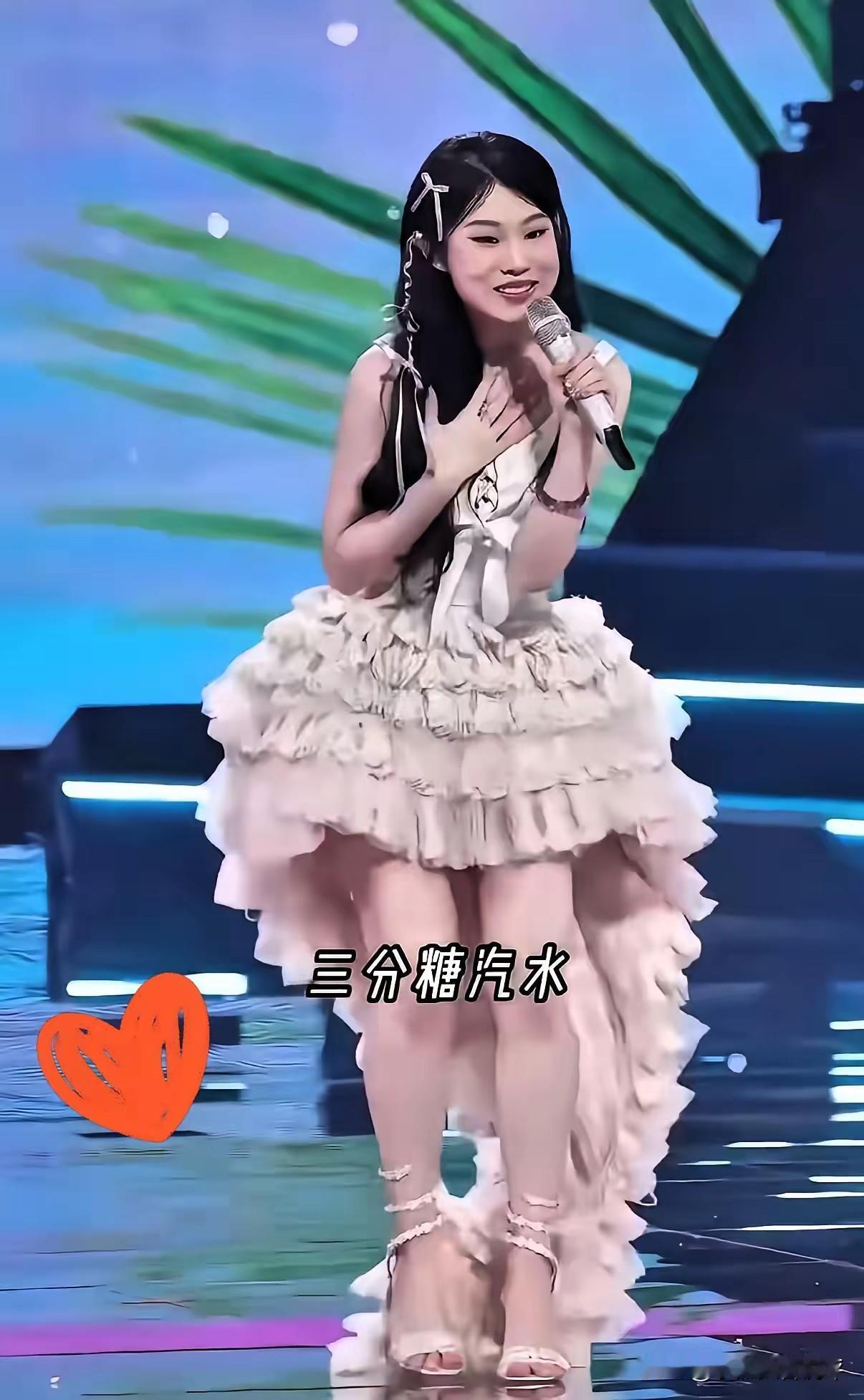 如果规定所有的演唱会都要全开麦真唱，会不会有一半的歌手将不敢开演唱会！看了2