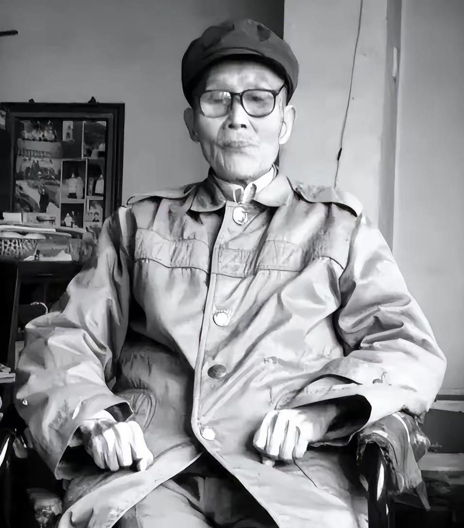 1941年第二次长沙会战，湖北籍军人郑贵玉捅死第一个日寇后，感觉日军的三八枪刺刀