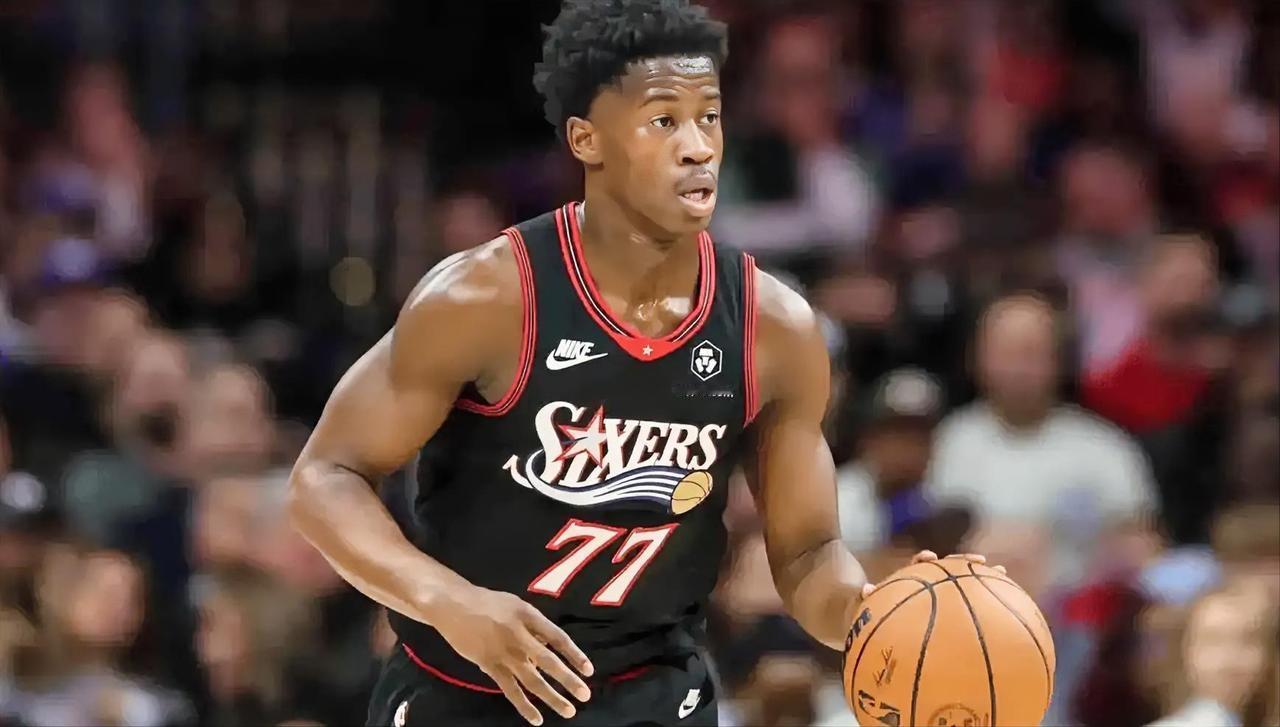 太精彩了，76人139-136险胜灰熊，这3位球员是赢球头号功臣！1. 恩比