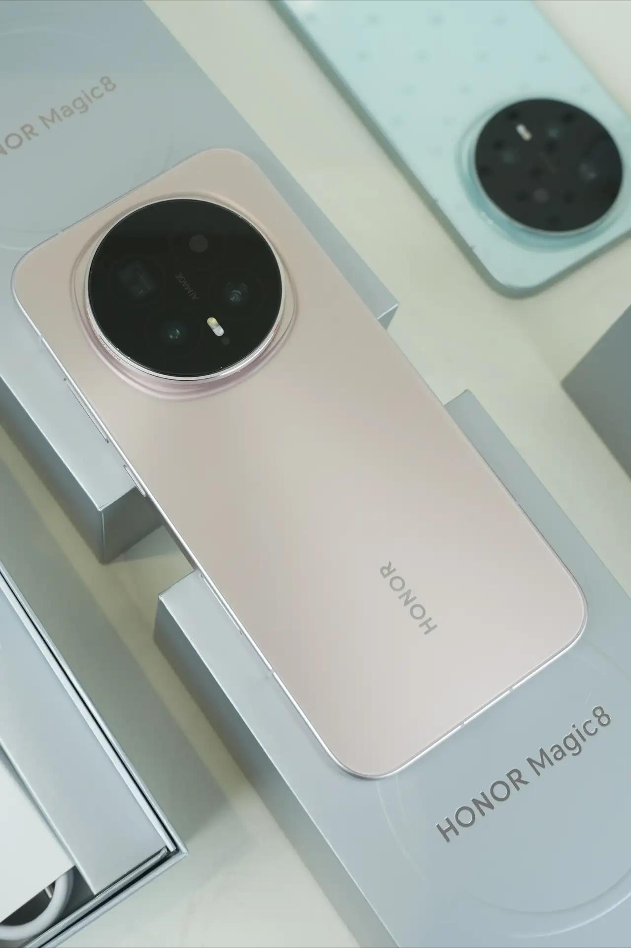 手机圈集体涨价！荣耀Magic8Pro简直是清流🐮现在旗舰机一个比一个