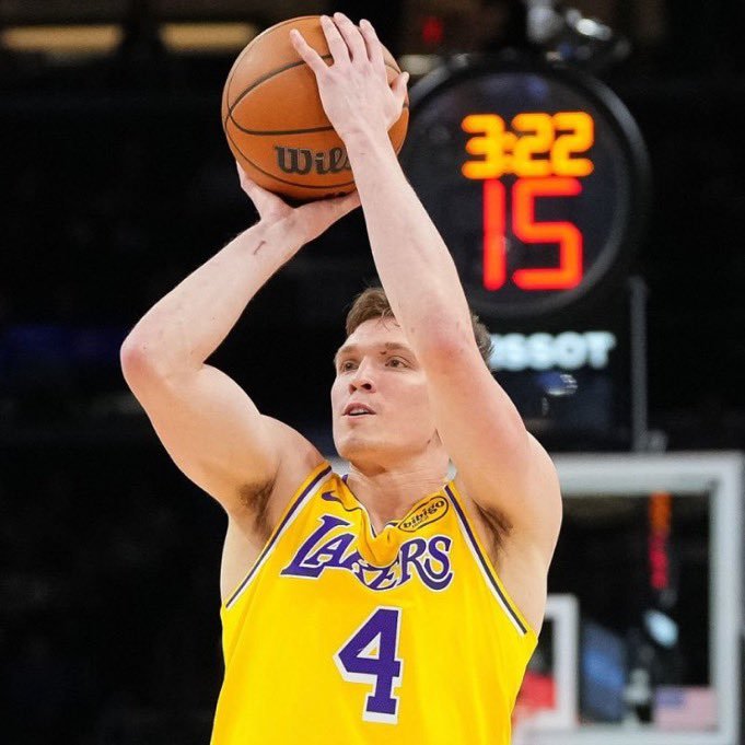 BradTurner：多位NBA高管和球探表示，在任何潜在交易中，湖人前锋八村