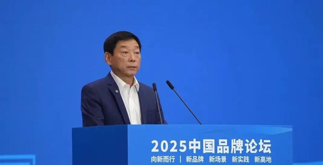 以后买车就选长城汽车，为啥这么说呢？大伙瞧瞧长城汽车的魏总是咋做的。魏总在20