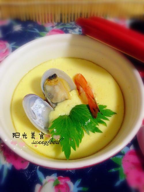 营养丰富口感爽滑细腻的海鲜蒸蛋, 让宝宝的身体棒棒