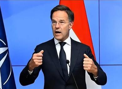 泽连斯基这一次怕是要崩溃了！俄乌战争打了将近四年的时间，如今却是换来了北约秘书长