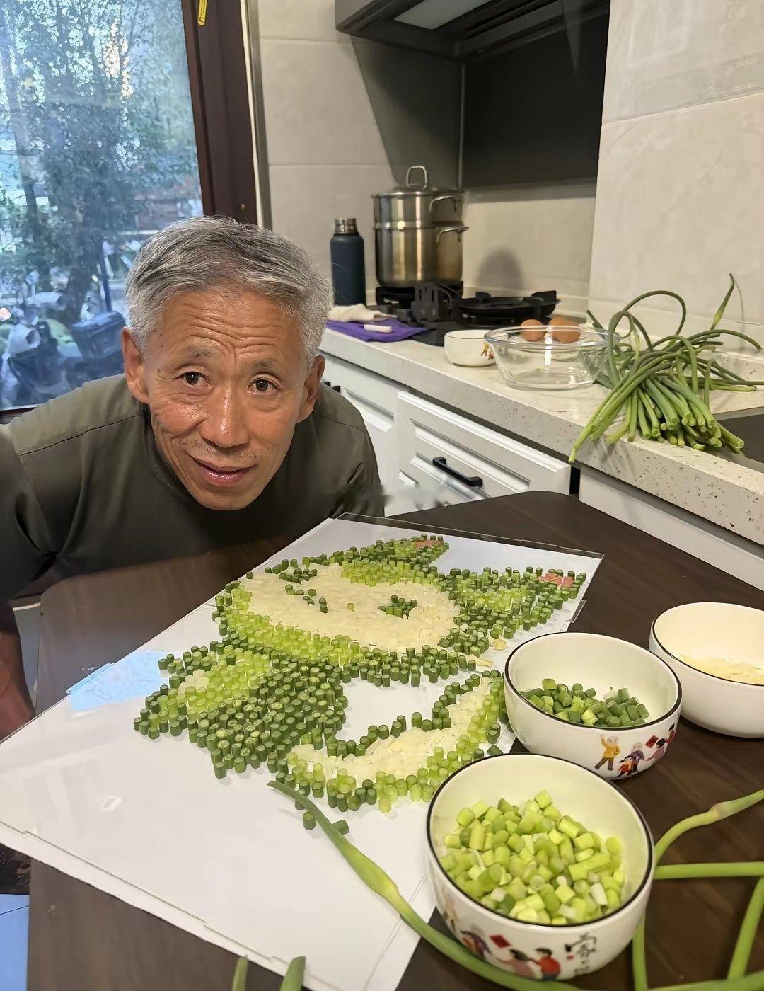 一副有味道的拼豆，大爷这技术真的够强大。