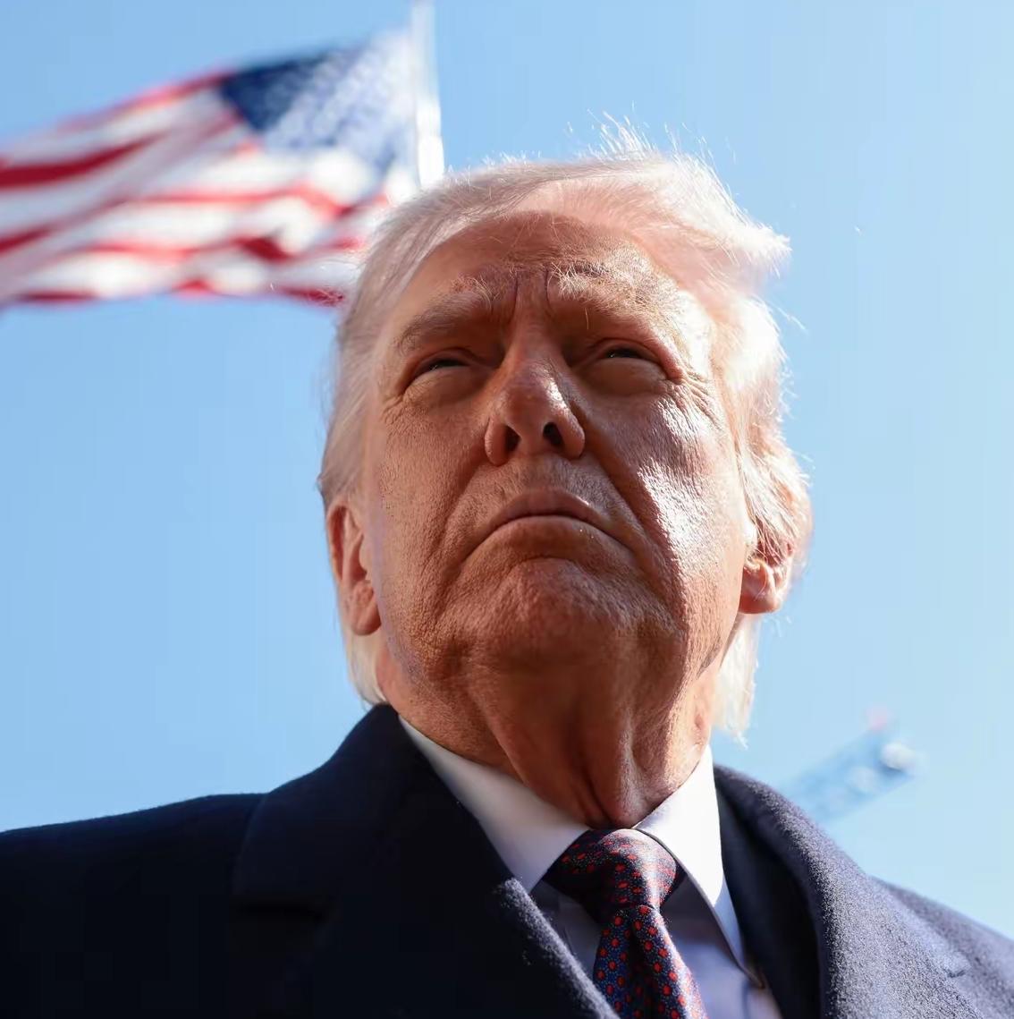 美国这次是真的“急”了。特朗普这回不仅要来，还打算带上一支足以买下半个世界的“