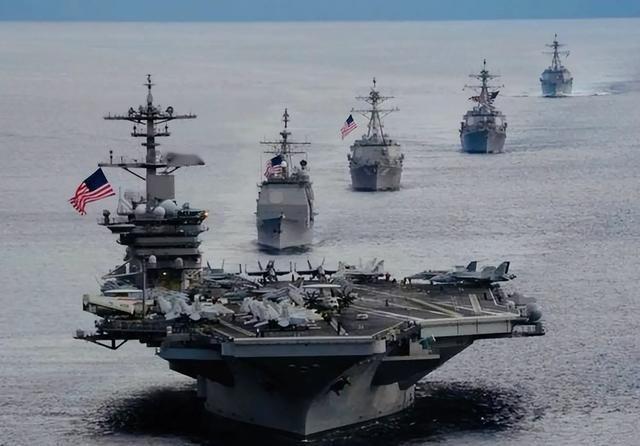 要是真的开打，中国导弹能干掉美国航母吗？答案是，基本没戏。就算鹰击-21这样的猛