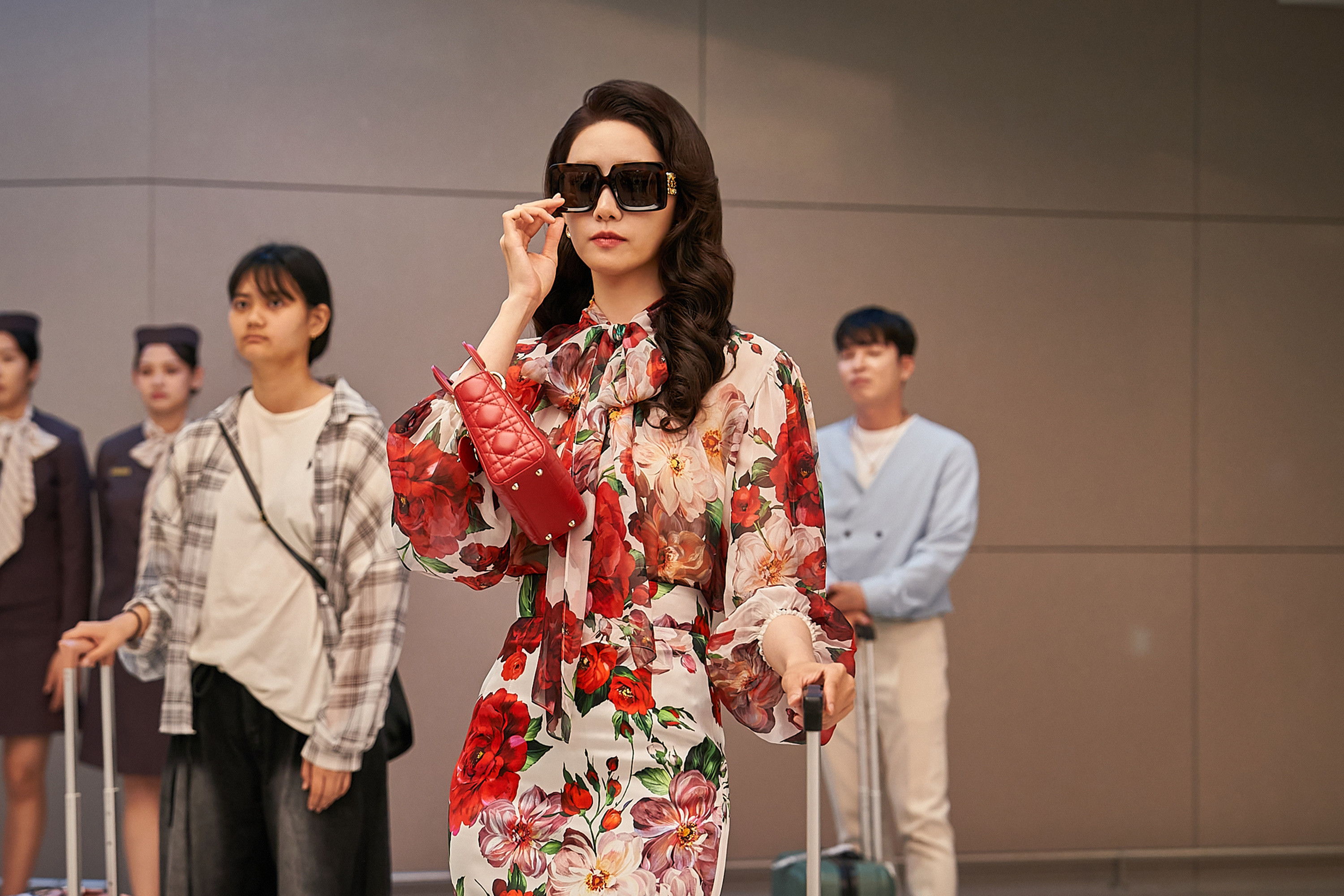 林允儿出演韩版非自然死亡Y林允儿春史电影节影后260624林允儿电影《