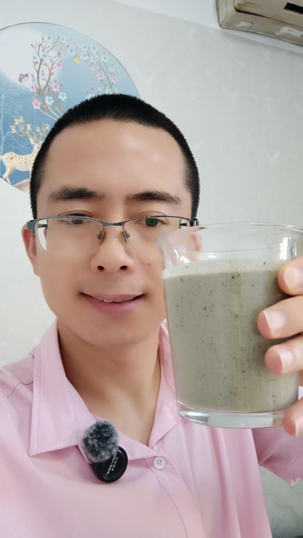 健康早餐,可以选择哪些食物?健康早餐有不少选择。像全谷物食品就很不错，燕麦片富