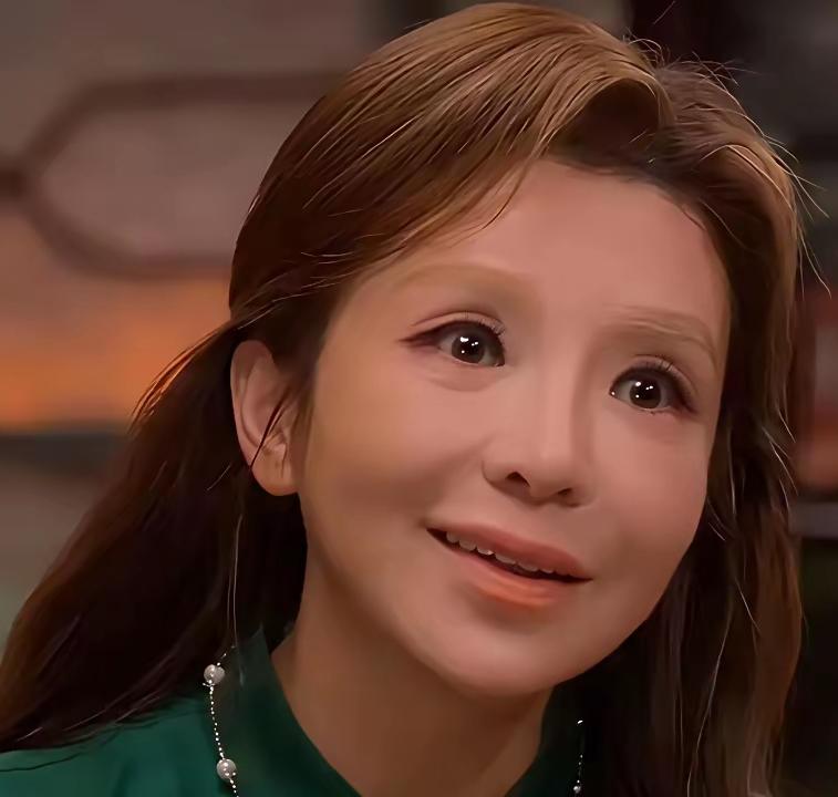 52岁的朱迅满心遗憾！母亲卖掉北京唯一房产，毅然远赴加拿大独居养老院，机场离别时