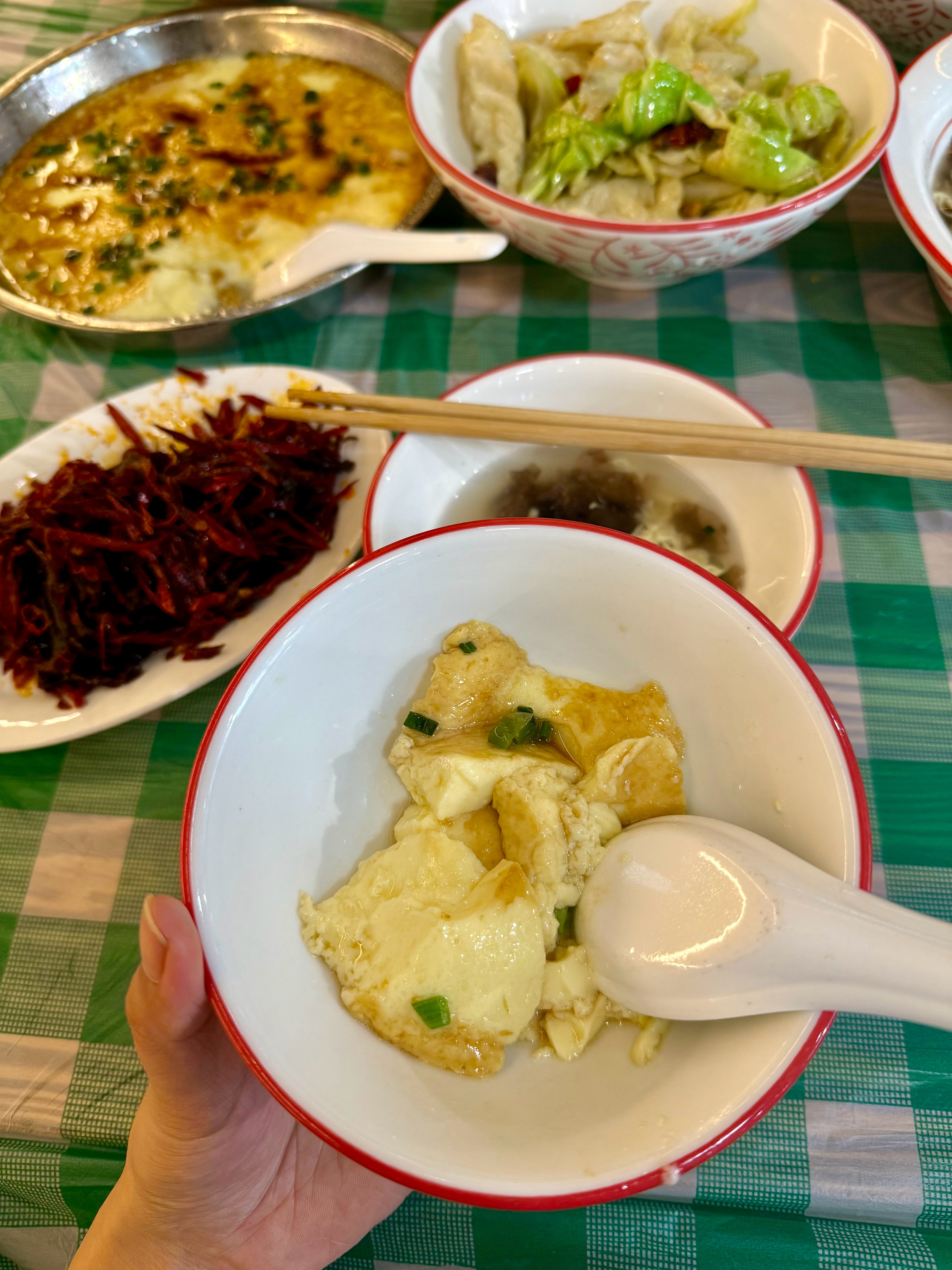 吃饭🍚冷吃牛肉丝鸡蛋羹手撕包菜紫菜蛋花汤​​​