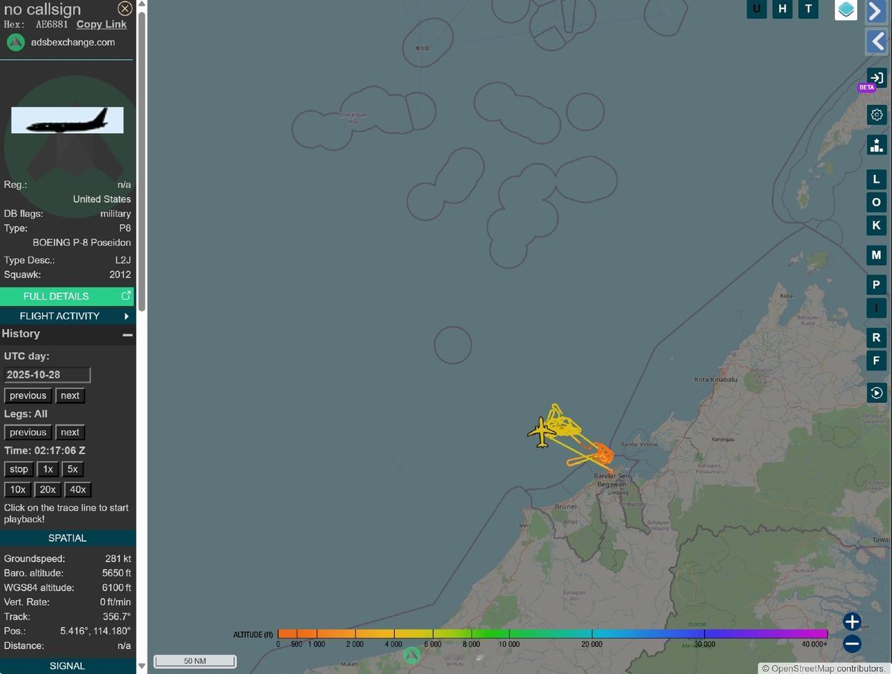 10月28号即今天,美国海军1架P-8A反潜巡逻机在文莱与南沙群岛之间的海域进行