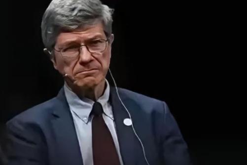 中日到了如今这个紧张的时刻，日本的真实目的或许正在慢慢浮出水面，美国的一个专家表