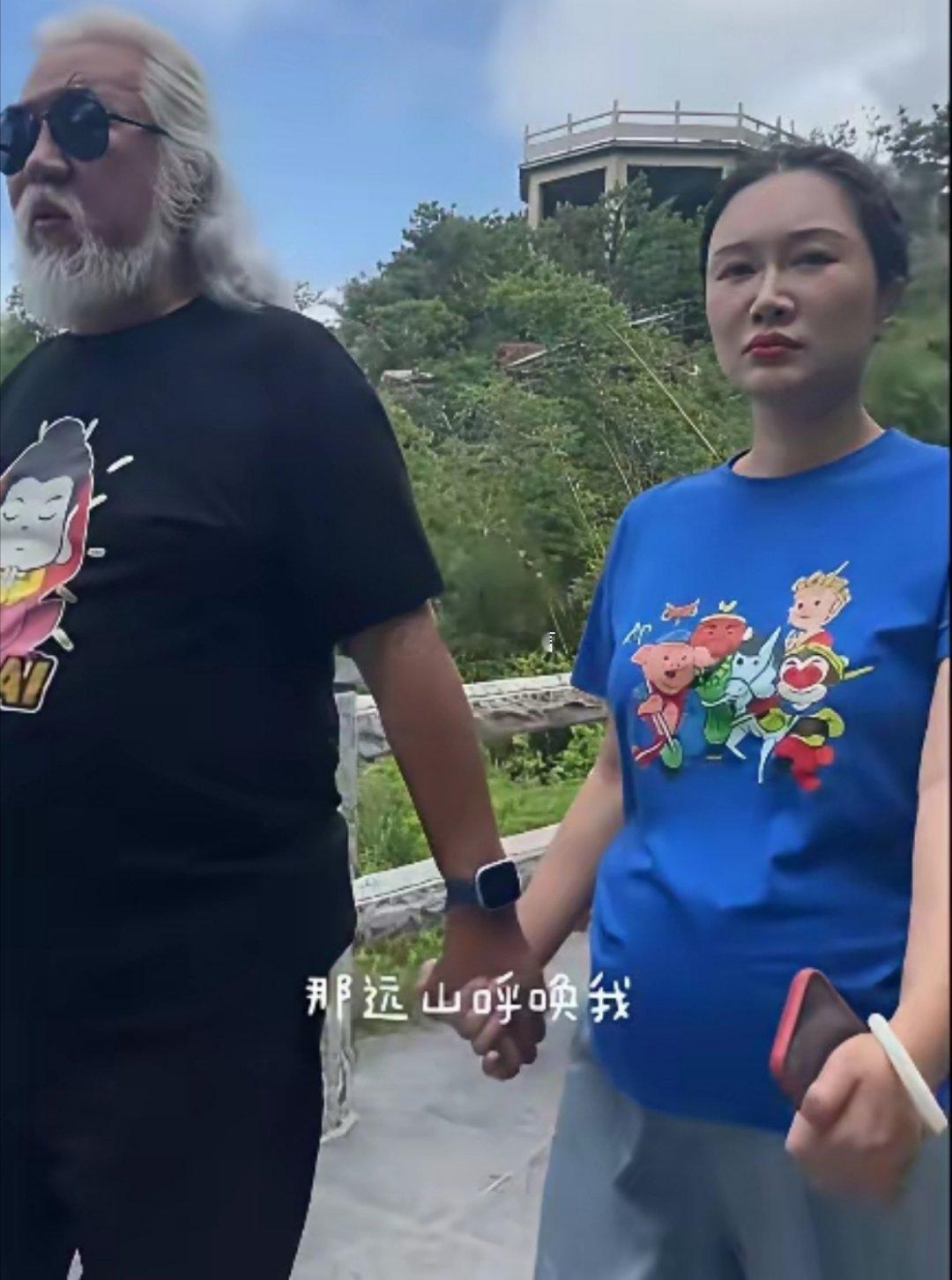 张纪中的老婆，又怀上了？