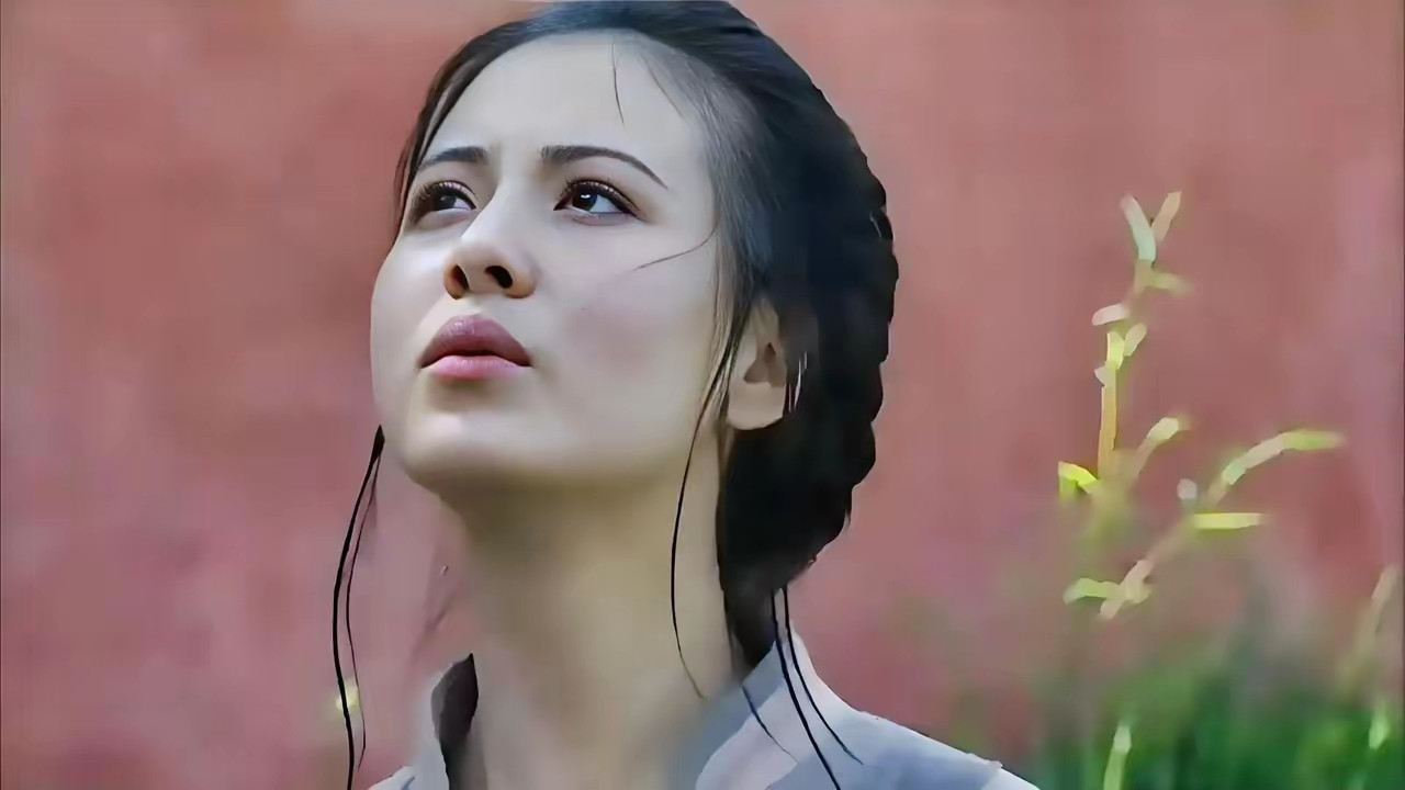 雍正王朝中，郑春华为什么必须死？她不死行不行？先说答案，不行！因为有三个重要人物都希望她死！第一：胤