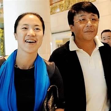 如果有人送你豪宅、送你金牌，这就一定代表他是在帮你吗？ 如果有人一次送出几套