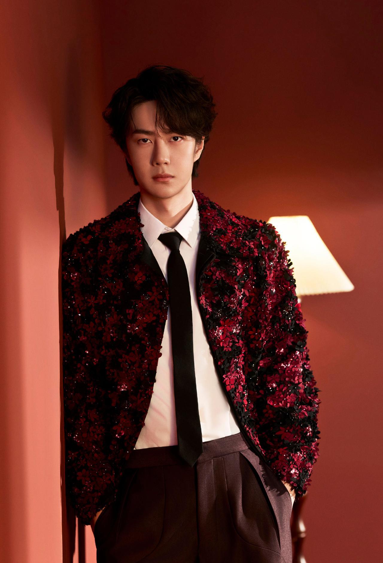 脚滑了，他没找借口，直接说自己能圆回来！王一博这小子，根本没在怕观众怎么看，他