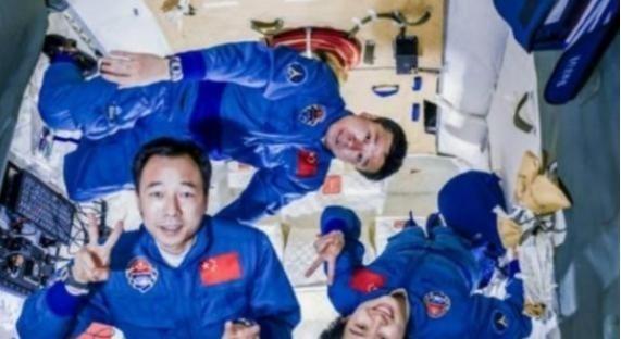 为什么大家都不提中国空间站了？没脸提，跟国际空间站差距太大，但不是中国空间站拿不