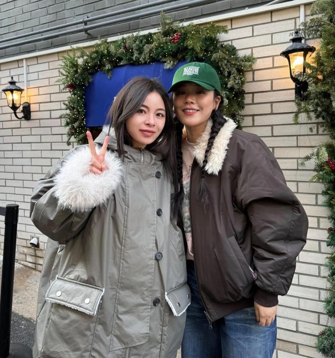 马思纯现身首尔街头状态佳，减肥后容光焕发时尚感拉满37岁马思纯与朋友现身韩