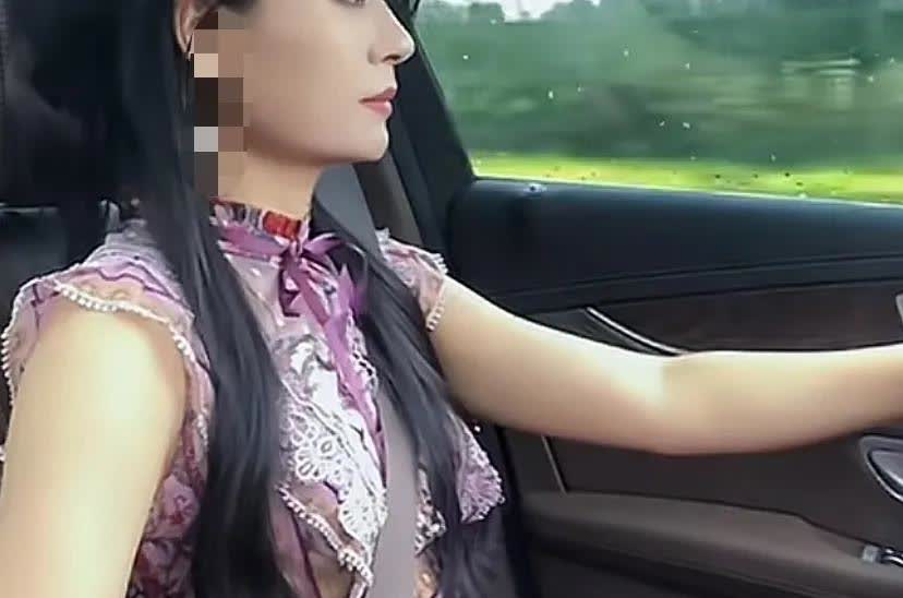 【震撼消息】一觉醒来车界又炸锅了，一汽丰田bZ5纯电轿跑车以劲爆价位终于打破了合