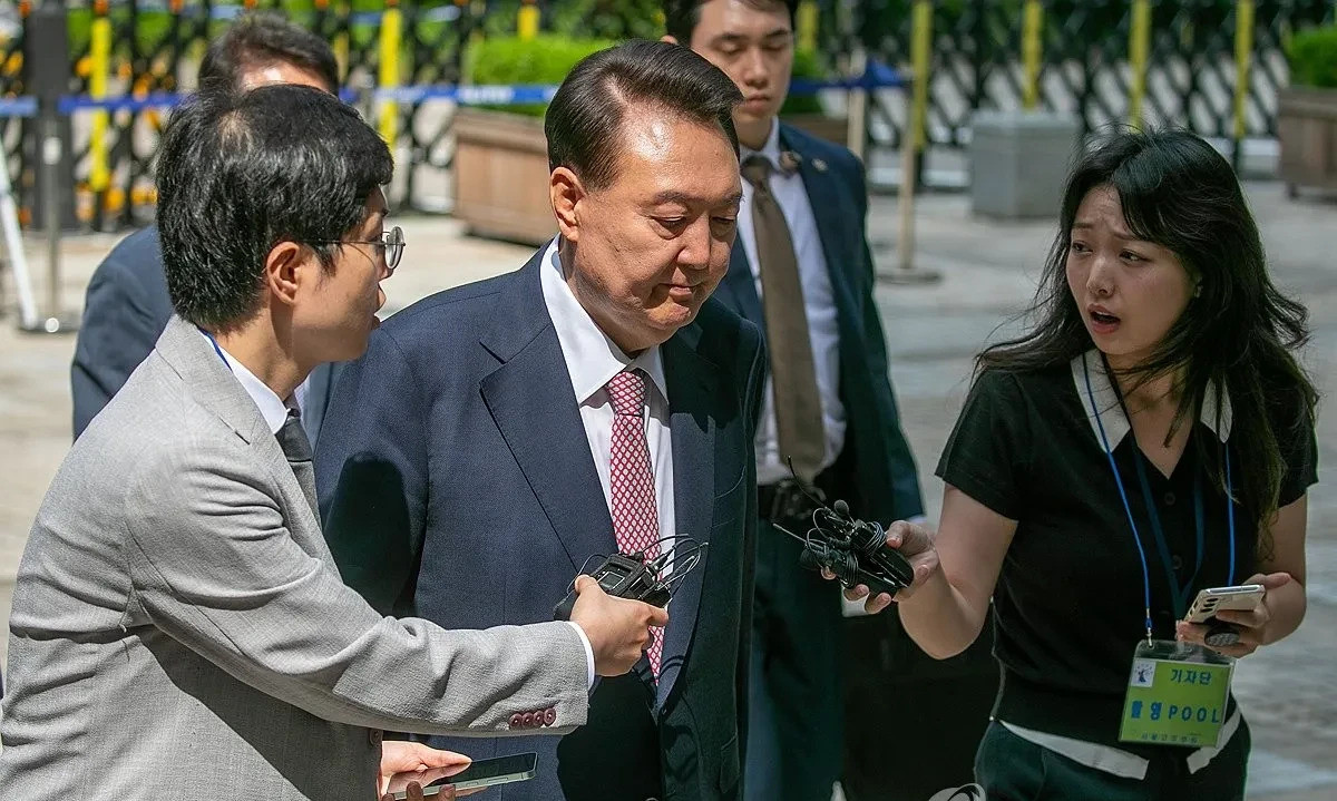 尹锡悦拒警传唤激怒检方尹锡悦又“玩失踪”了！警方气得火冒