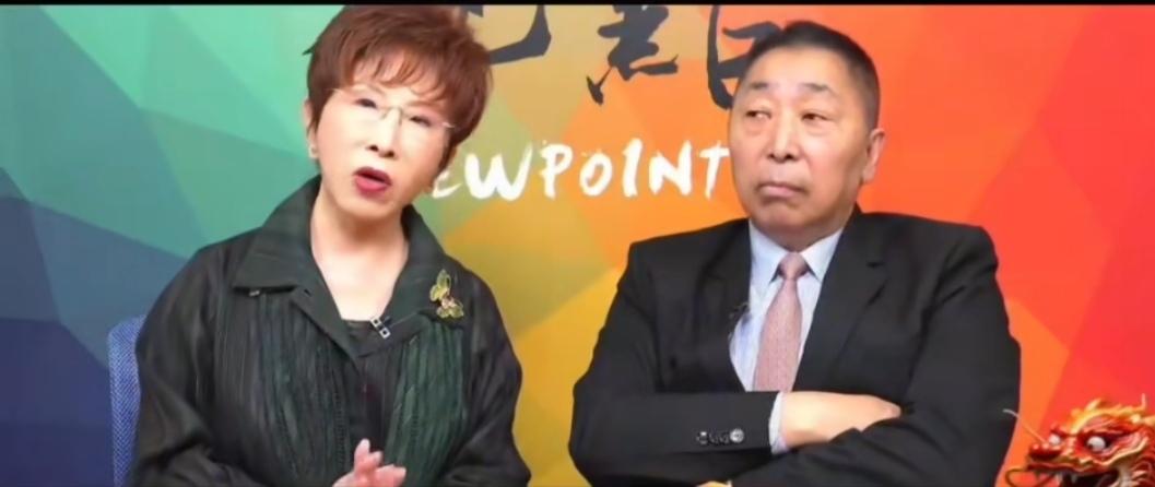 洪秀柱9月份在中国大陆待了24天后，于9月底返回了中国台湾，并做客台湾媒体，畅谈
