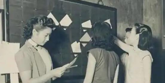 1951年，四川昭化县公安抓到了军统女特务王化琴，当场判处死刑，枪响前，她突然冲