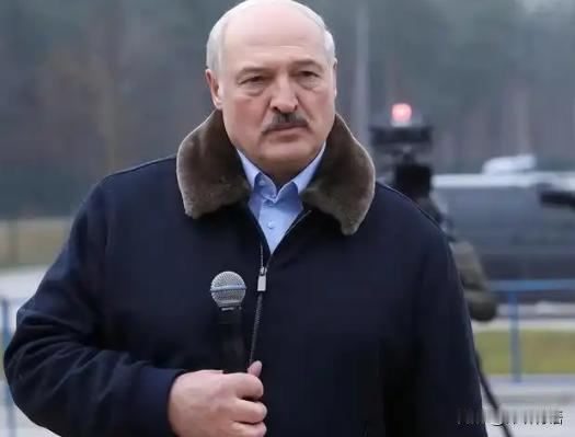 挂断电话后，卢卡申科放弃连任，当着全世界的面对中国喊出一句话这两天看到卢卡申