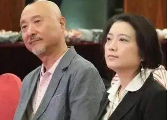 2025年夏天的暑期档，71岁的陈佩斯凭借电影《戏台》拿下了超过2.7亿元的票房