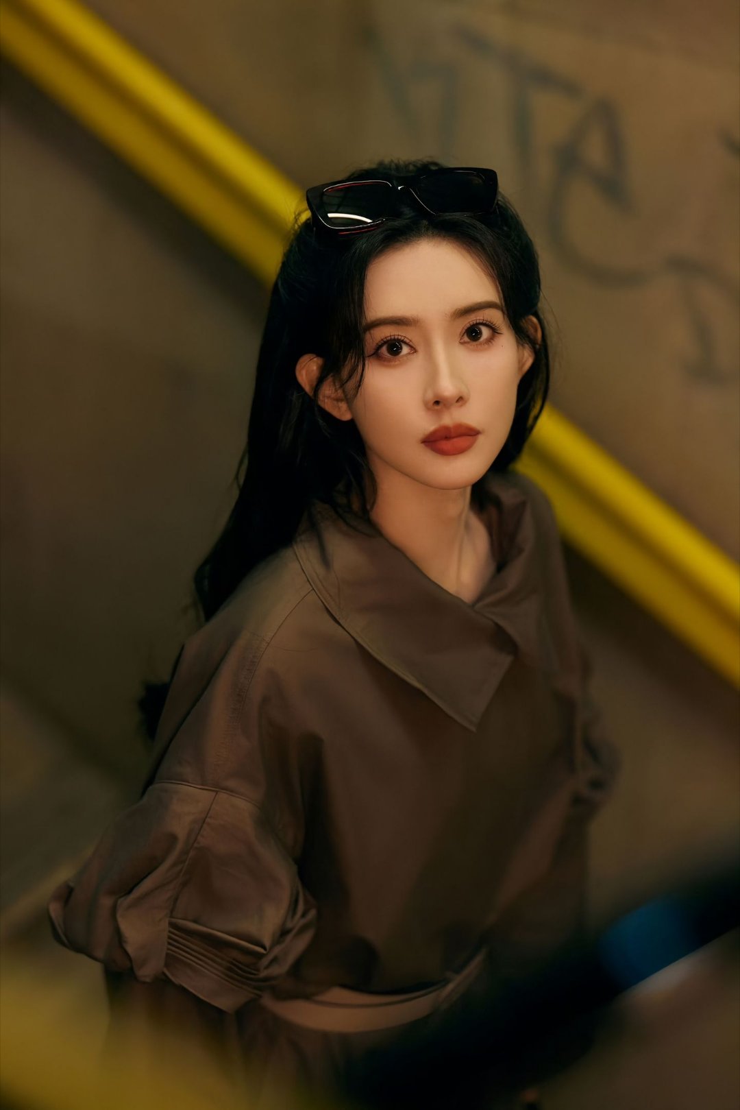 孟子义拿歌王后唱跳停不下来唱歌跳舞这一块儿，孟子义真的是越搓越勇，绝不内耗，唱歌