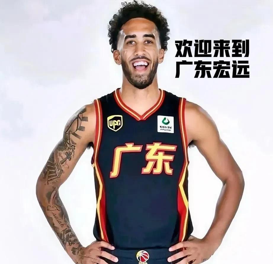 上树了一个多星期现在终于可以下树等待下一个官宣了放弃四个外援的优先续约权就是