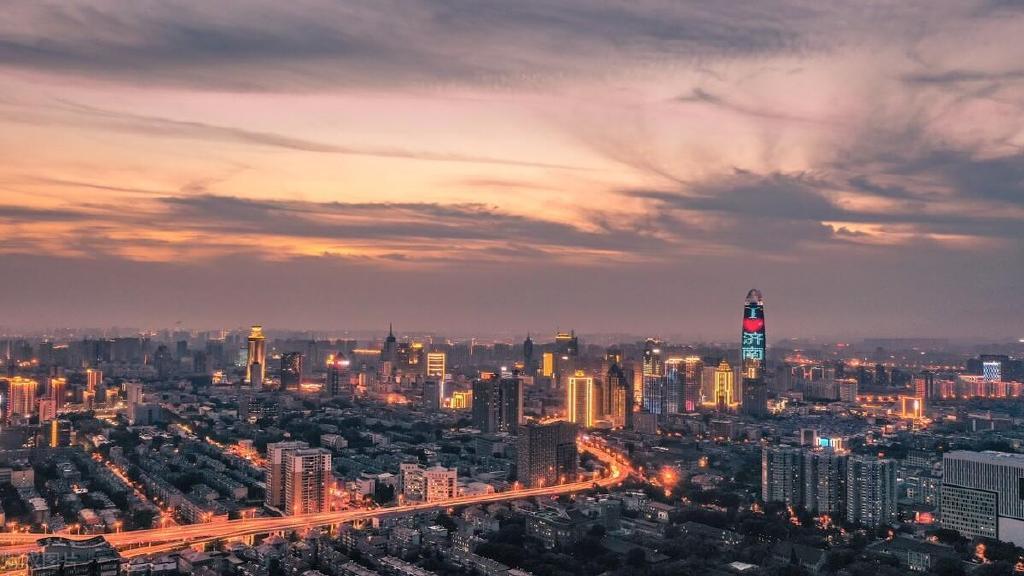 2015年，山东GDP增速8.0%；2016年，山东GDP增速7.6%；20